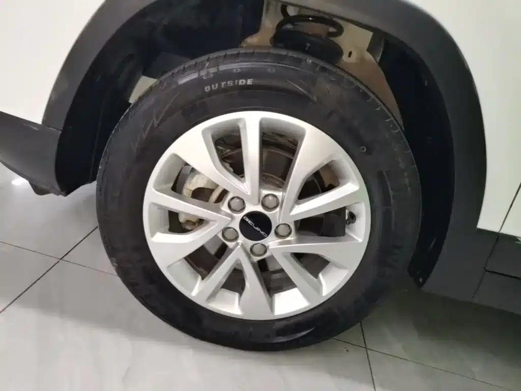 Beijing X3 2019 1.5T Manual Glory Edition — миниатюра 23