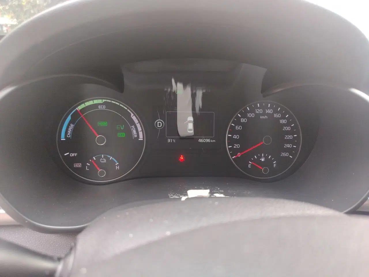 Kia K5 New Energy 2018 2.0L Smart Enjoyment Version — миниатюра 12