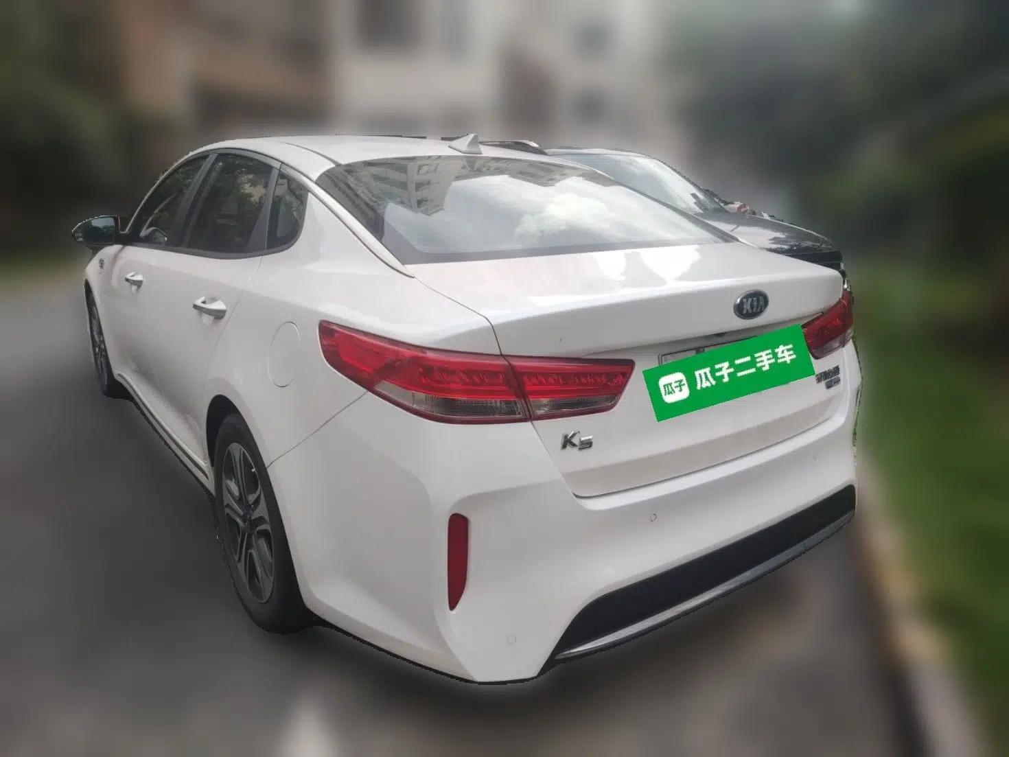 Kia K5 New Energy 2018 2.0L Smart Enjoyment Version — миниатюра 4