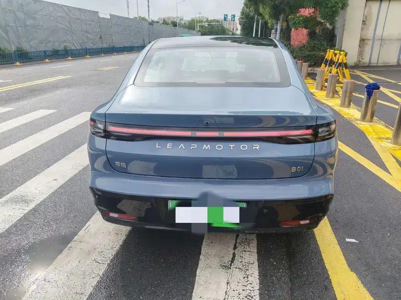 Leapmotor B01 2025 Model 550 LiDAR Edition — миниатюра 5
