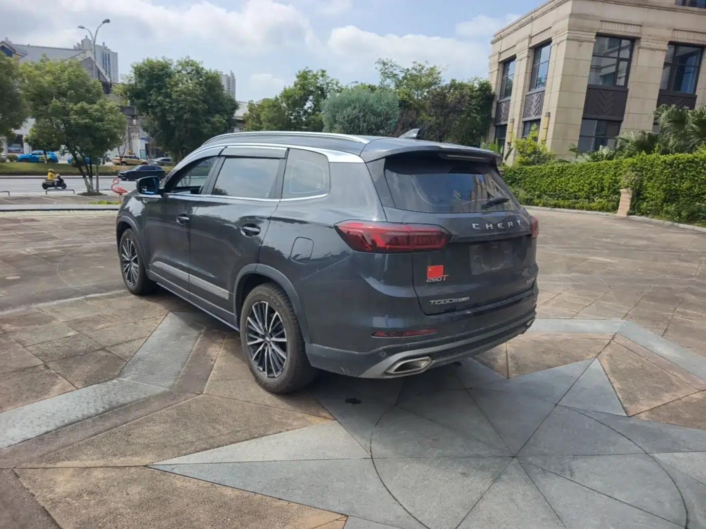 Chery Tiggo 8 PLUS 2021 290TGDI DCT Luxury Edition — миниатюра 4