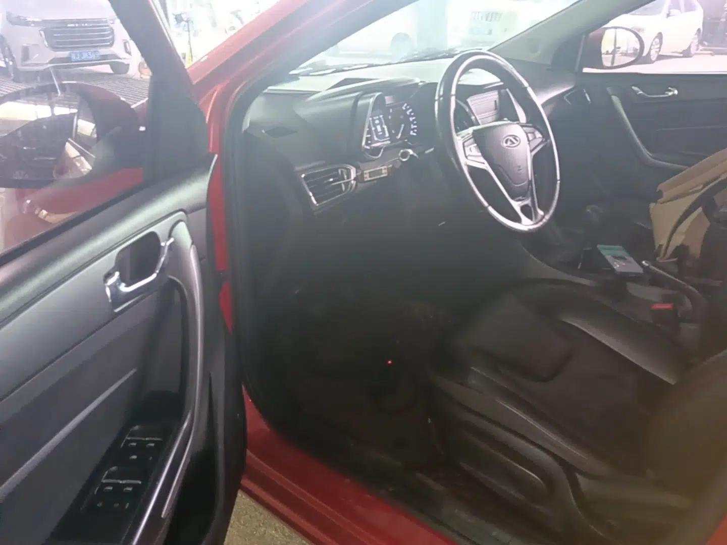 Chery Arrizo 5 2017 1.5L Manual Lingchao Edition — миниатюра 18