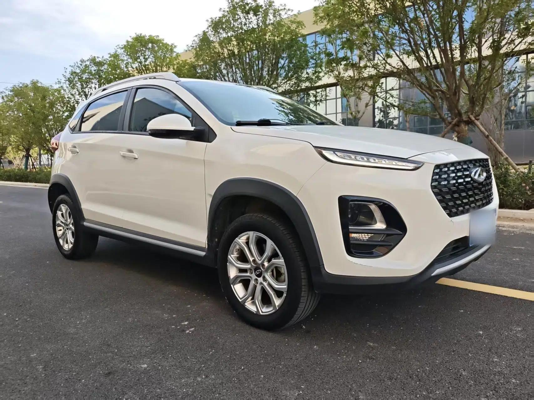 Chery Tiggo 3X 2022 PLUS 1.5L CVT Thrilling Red Date Edition II — миниатюра 3