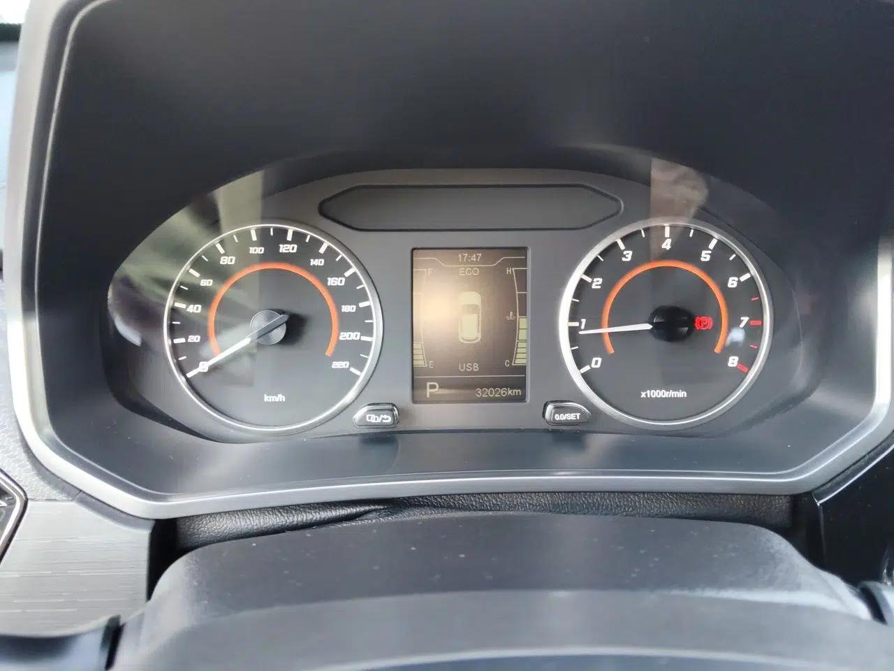 Chery Tiggo 3X 2021 Diamond Edition 1.5L CVT 3-Carat II Model — миниатюра 11