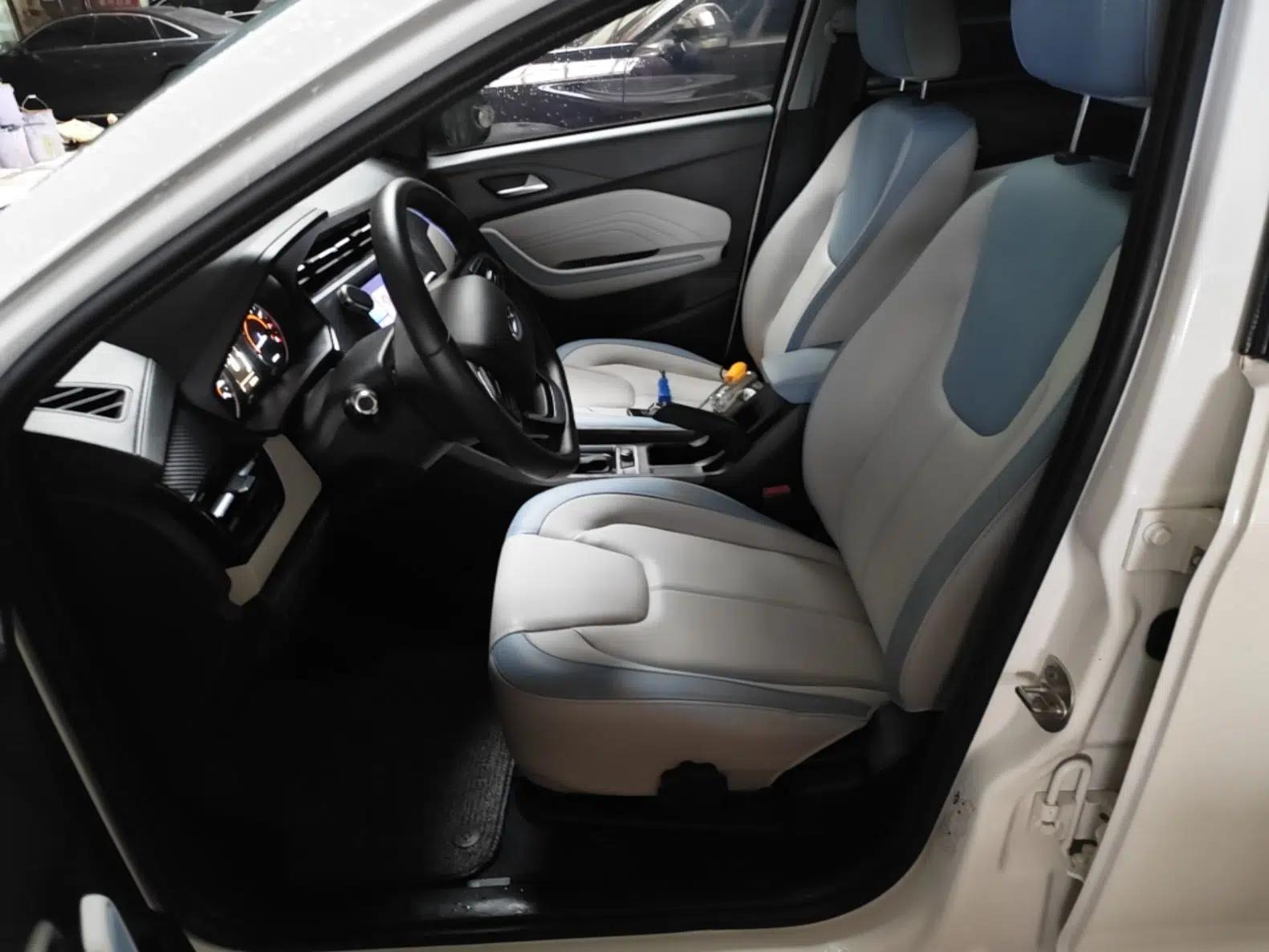 Chery Tiggo 3X 2022 Diamond Edition 1.5L CVT Elite Version — миниатюра 17