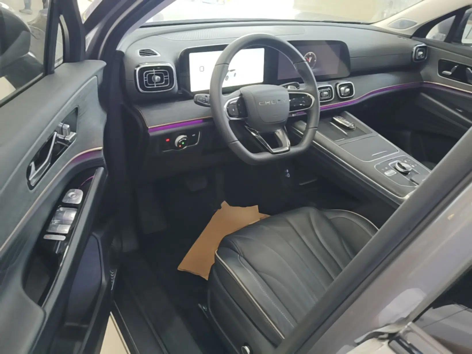 Chery Tiggo 9 2023 2.0T Dual-Clutch Two-Wheel Drive Luxury Edition 5 Seats — миниатюра 18