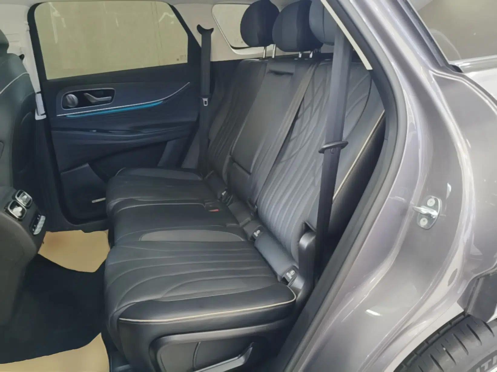 Chery Tiggo 9 2023 2.0T Dual-Clutch Two-Wheel Drive Luxury Edition 5 Seats — миниатюра 20