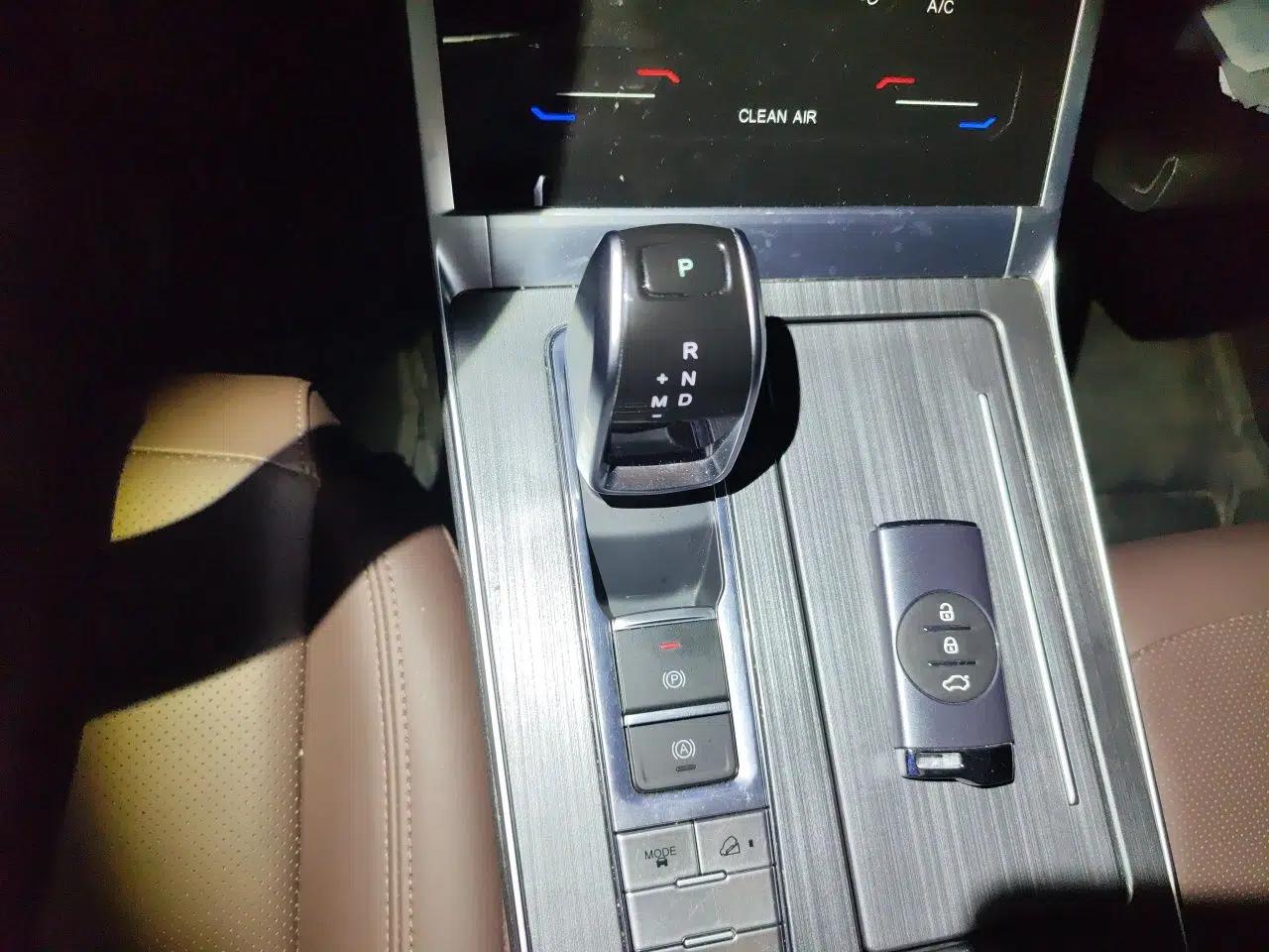 Chery Tiggo 7 2025 Excellence Version 1.5T CVT Luxury Edition — миниатюра 14