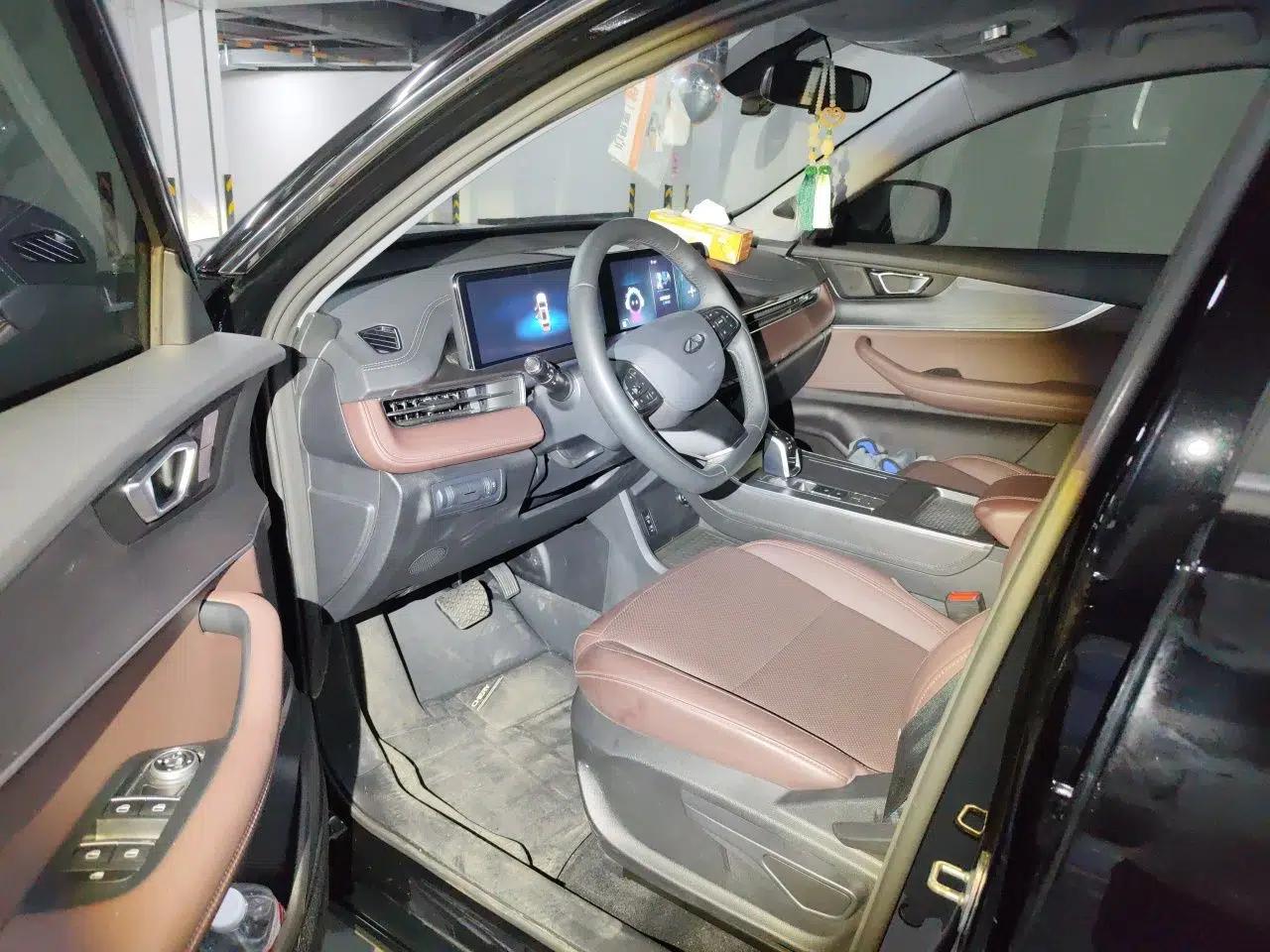 Chery Tiggo 7 2025 Excellence Version 1.5T CVT Luxury Edition — миниатюра 16