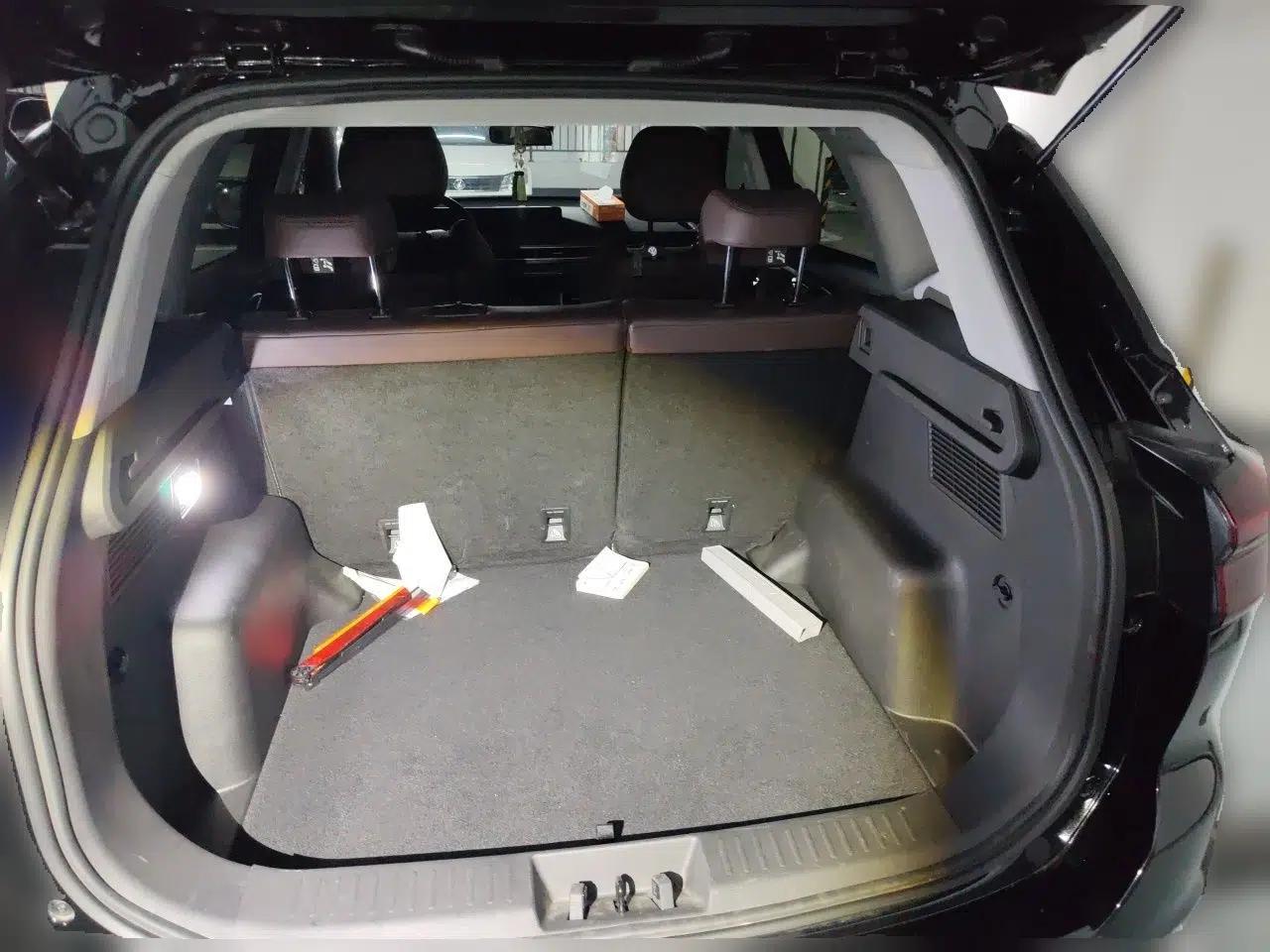 Chery Tiggo 7 2025 Excellence Version 1.5T CVT Luxury Edition — миниатюра 19