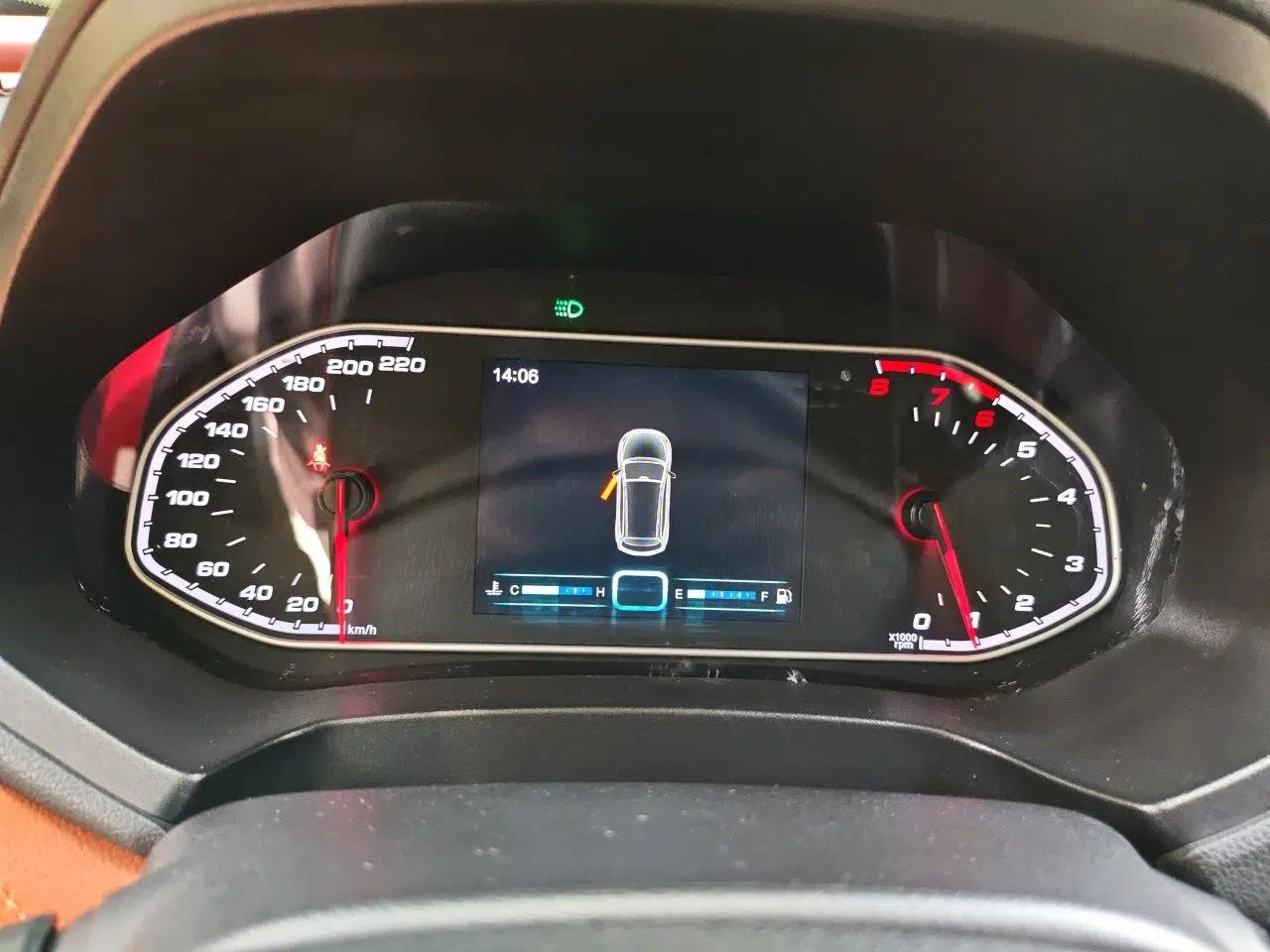 Chery Tiggo 7 2016 1.5T Manual Ignite Edition — миниатюра 11