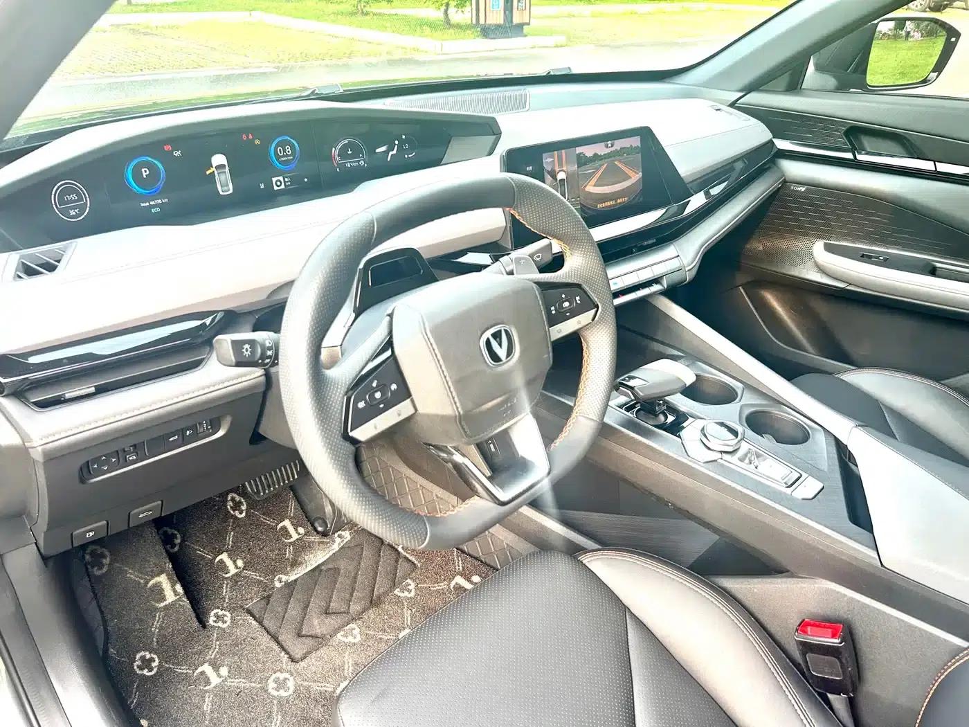Changan UNI-V 2022 1.5T Smart Navigation Edition — миниатюра 10