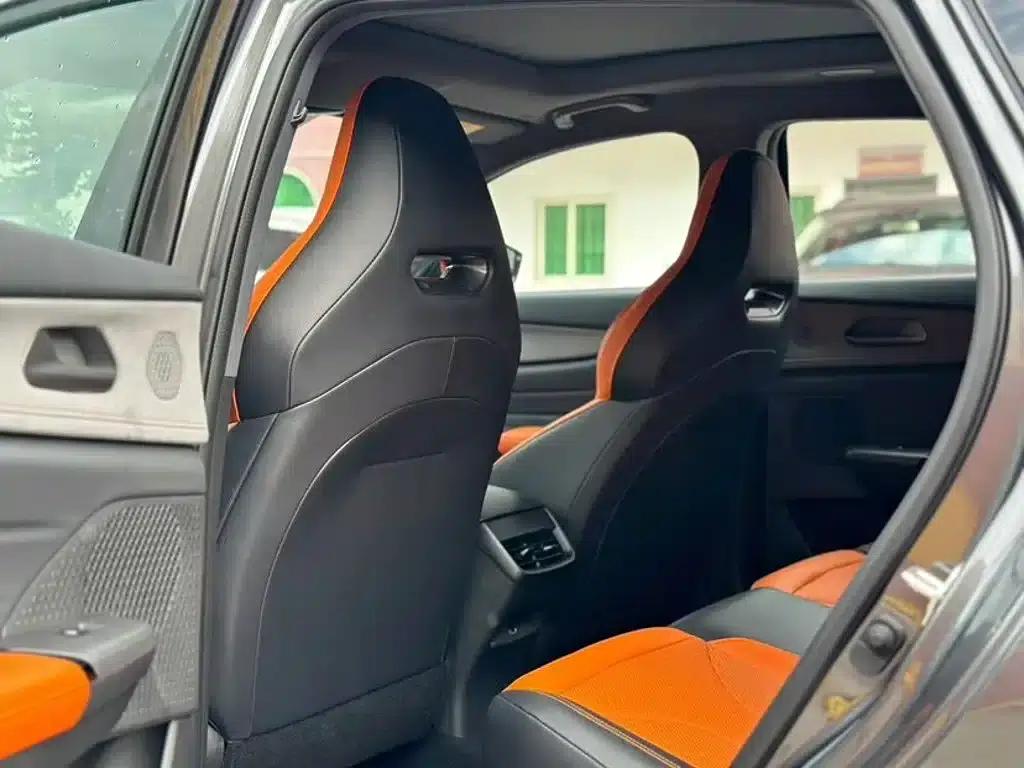 Changan UNI-V 2025 Model, Third Generation, 1.5T 500Bar Premium Edition — миниатюра 6
