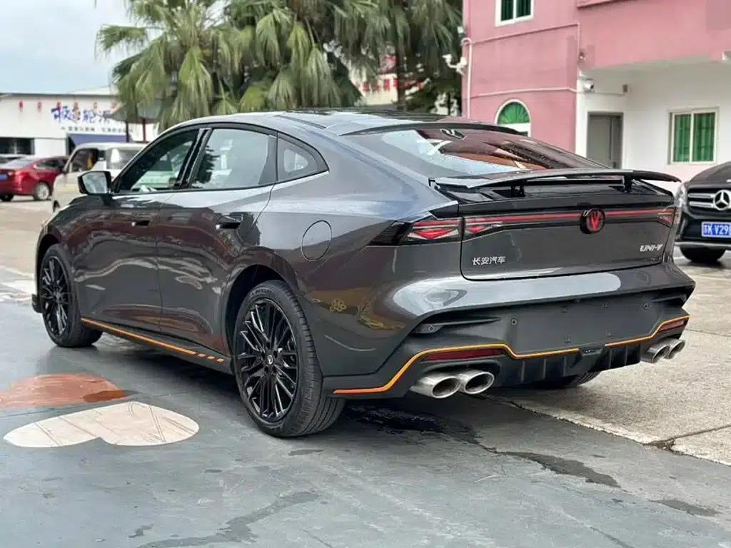 Changan UNI-V 2025 Model, Third Generation, 1.5T 500Bar Premium Edition — миниатюра 7