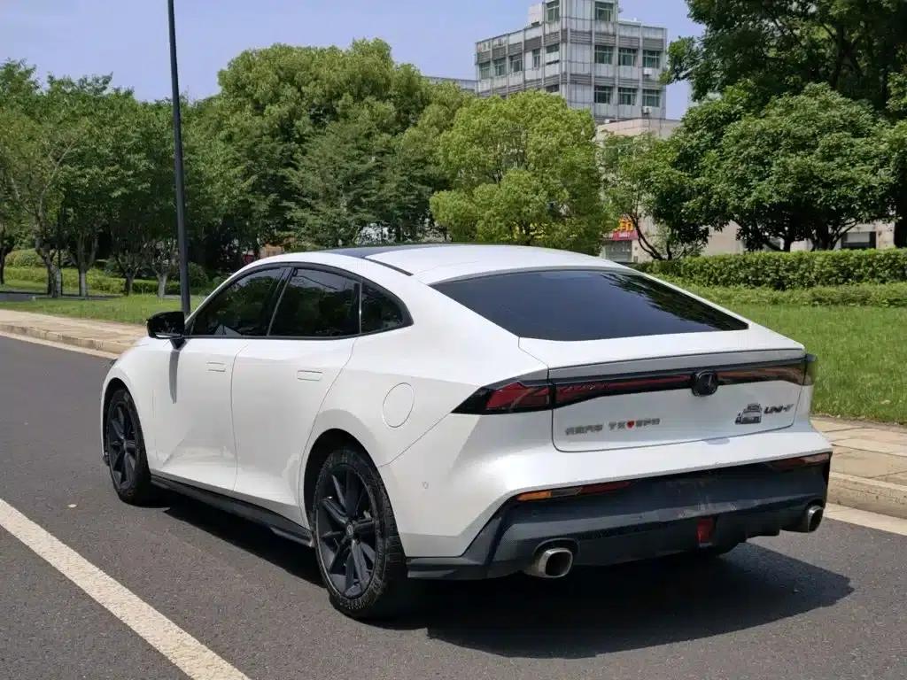 Changan UNI-V 2022 1.5T Smart Navigation Edition — миниатюра 8