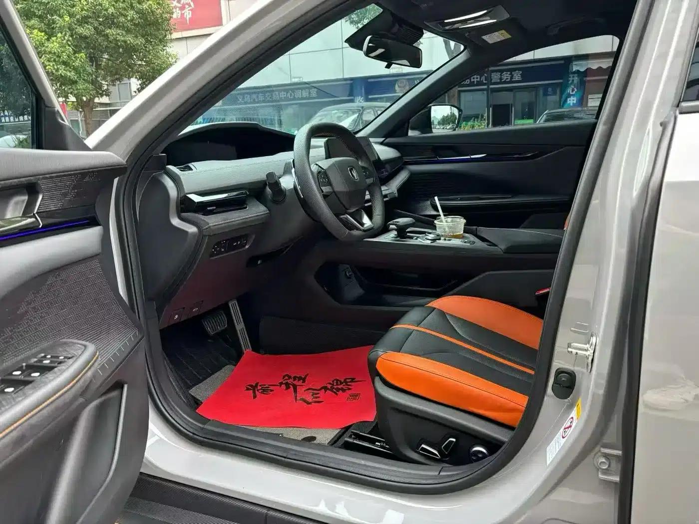 Changan UNI-V 2024 1.5T Premium Sport — миниатюра 7
