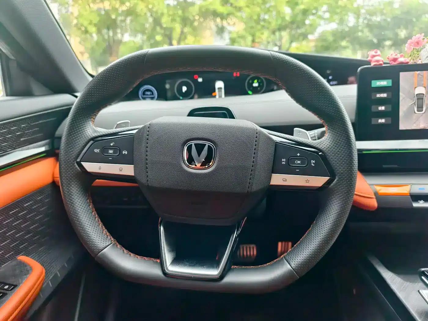 Changan UNI-V 2023 1.5T Sport Edition — миниатюра 15