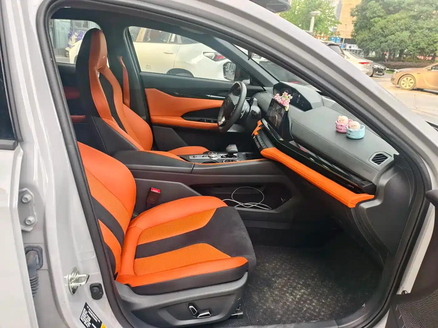 Changan UNI-V 2023 1.5T Sport Edition — миниатюра 10