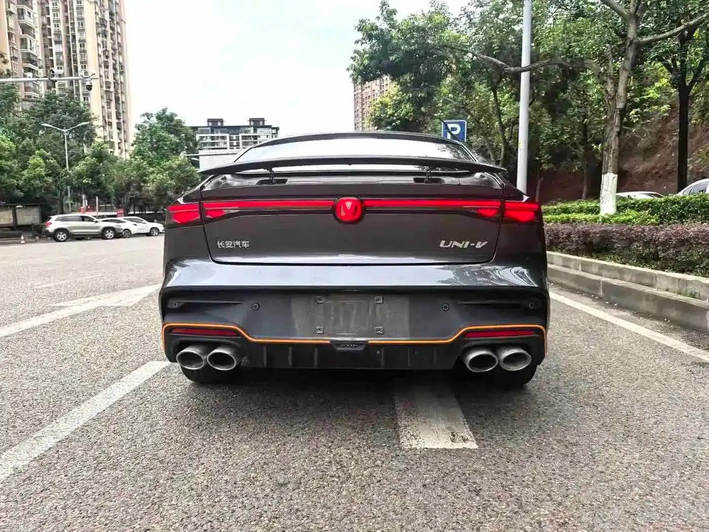 Changan UNI-V 2025 1.5T 500Bar Premium Sport — миниатюра 8