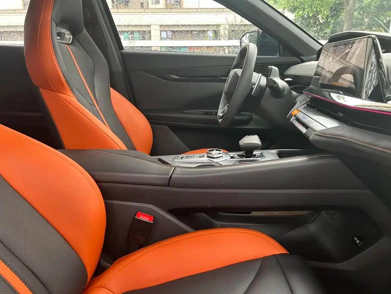 Changan UNI-V 2024 1.5T Premium Sport — миниатюра 4