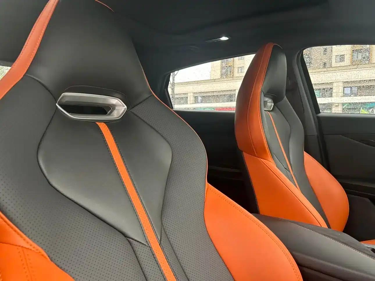 Changan UNI-V 2024 1.5T Premium Sport — миниатюра 9