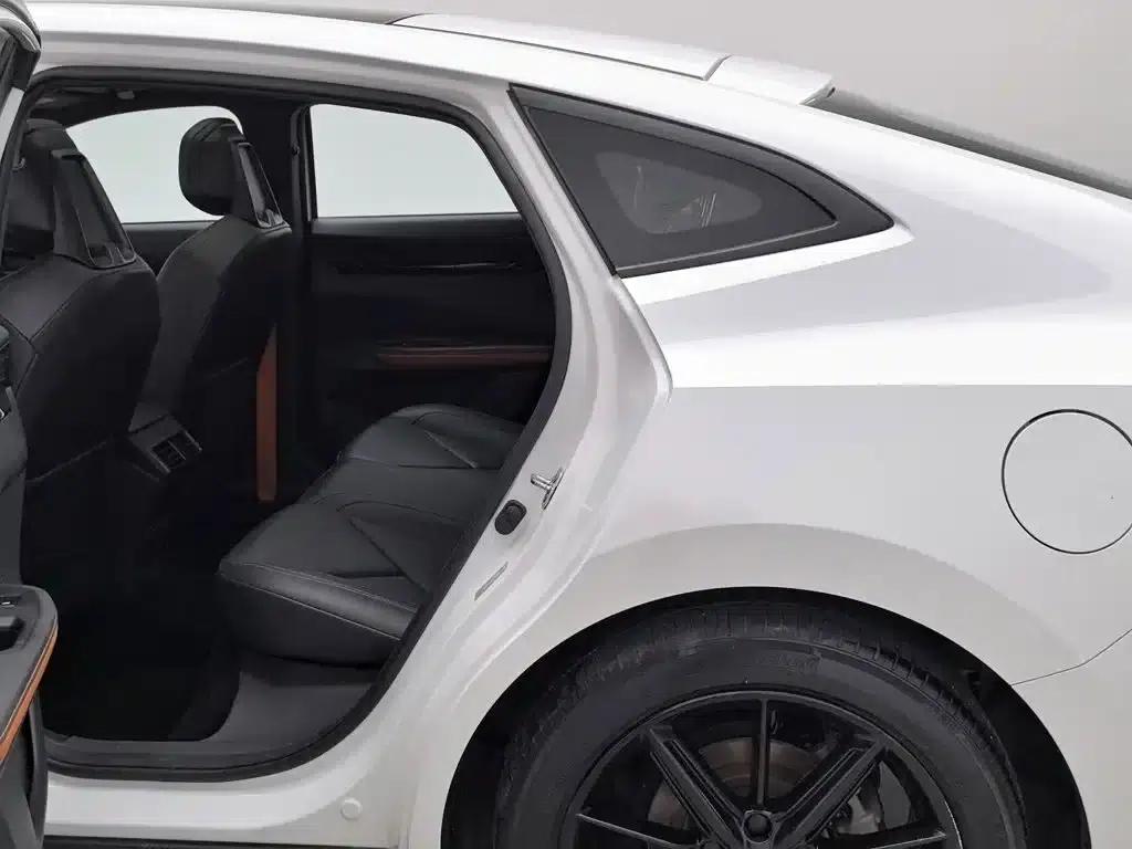 Changan UNI-V 2022 1.5T Smart Navigation Edition — миниатюра 15