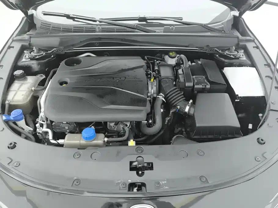 Changan UNI-V 2022 1.5T Premium Edition — миниатюра 10
