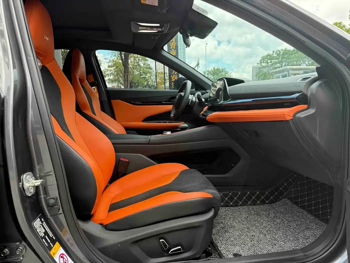 Changan UNI-V 2023 1.5T Sport Edition — миниатюра 11
