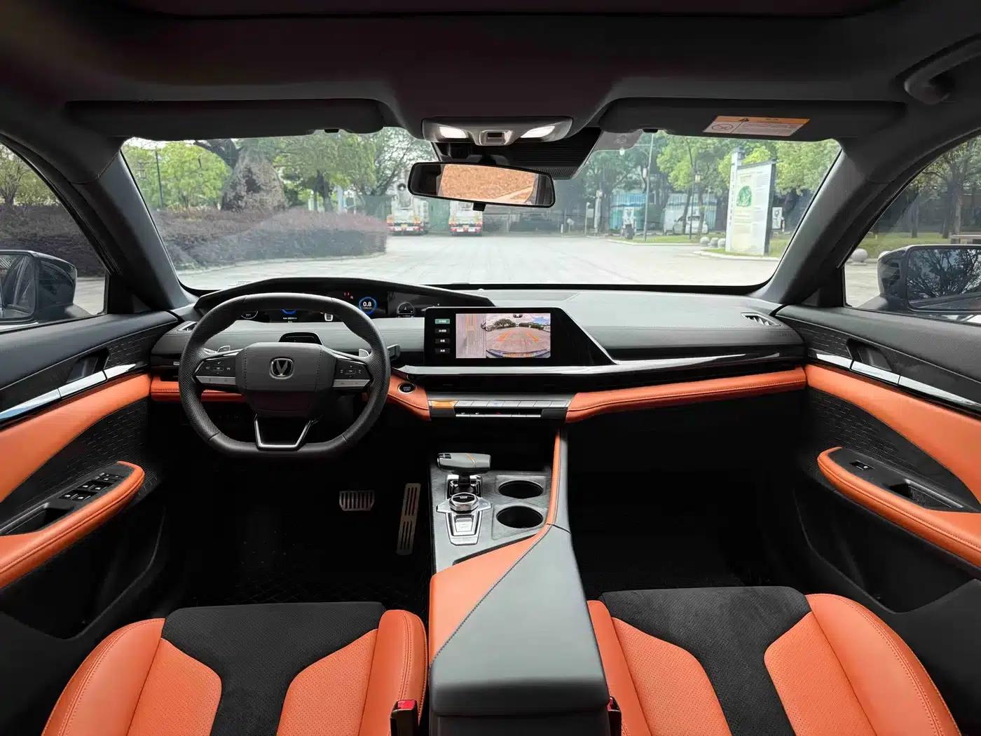 Changan UNI-V 2023 1.5T Sport Edition — миниатюра 16