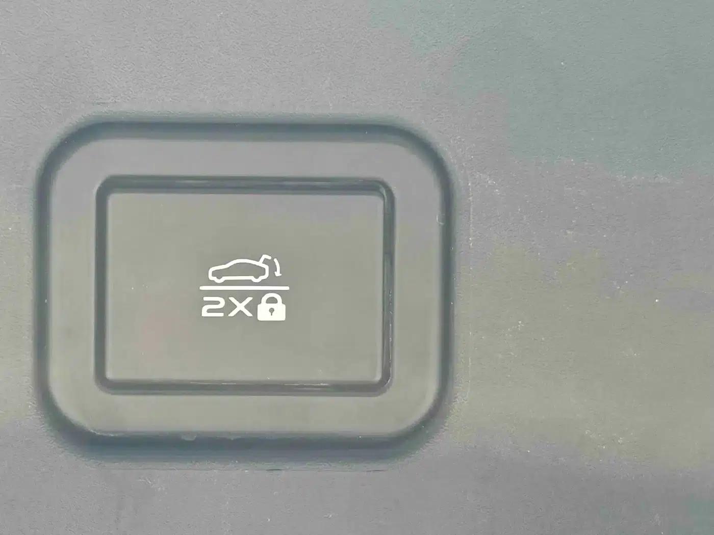 Changan UNI-V 2023 1.5T Sport Edition — миниатюра 21
