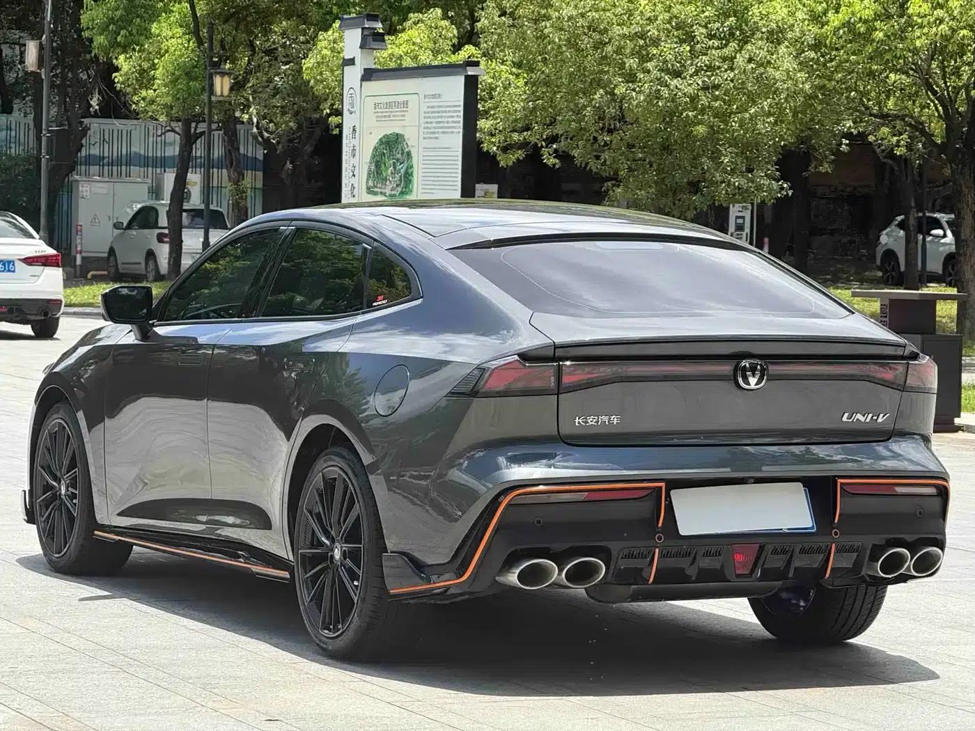 Changan UNI-V 2023 1.5T Sport Edition — миниатюра 24
