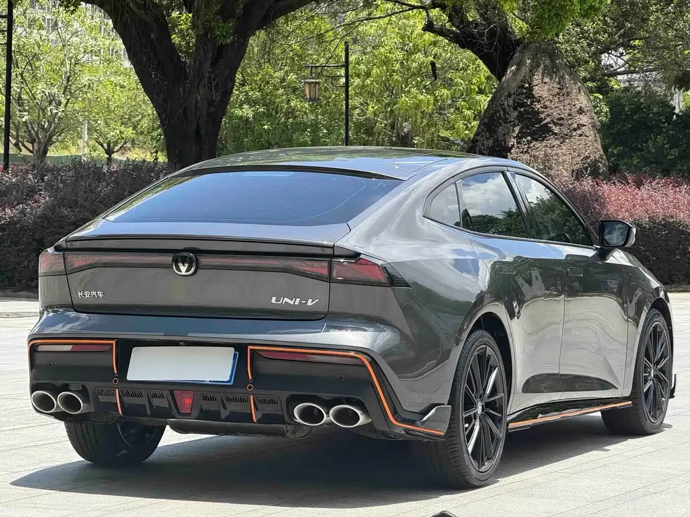 Changan UNI-V 2023 1.5T Sport Edition — миниатюра 26