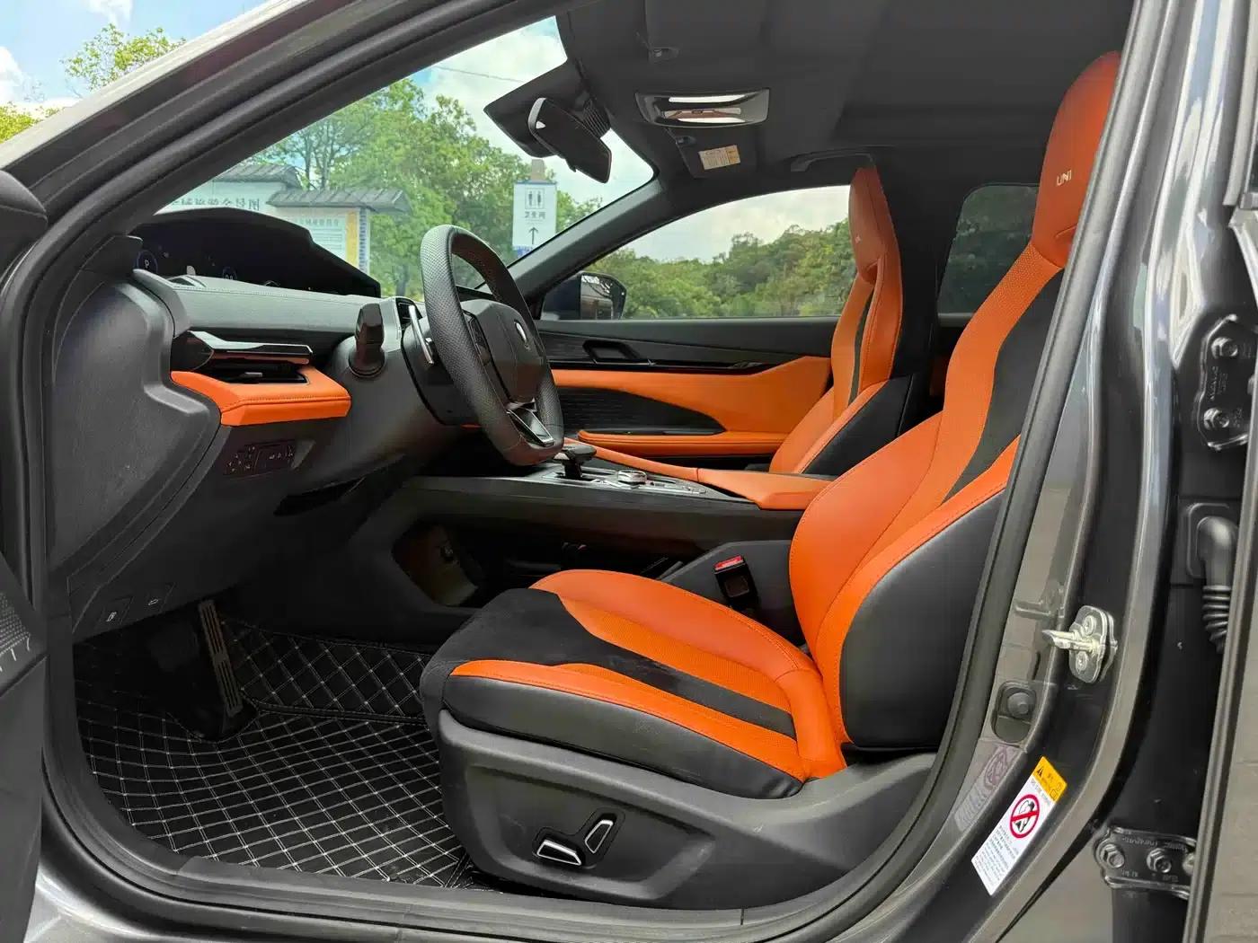 Changan UNI-V 2023 1.5T Sport Edition — миниатюра 10