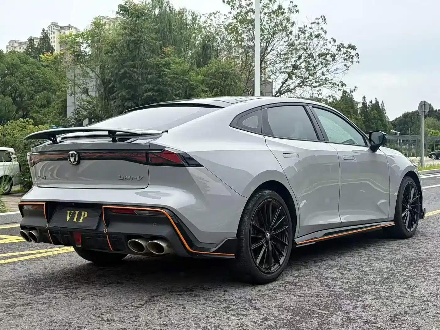 Changan UNI-V 2023 1.5T Premium Edition — миниатюра 7