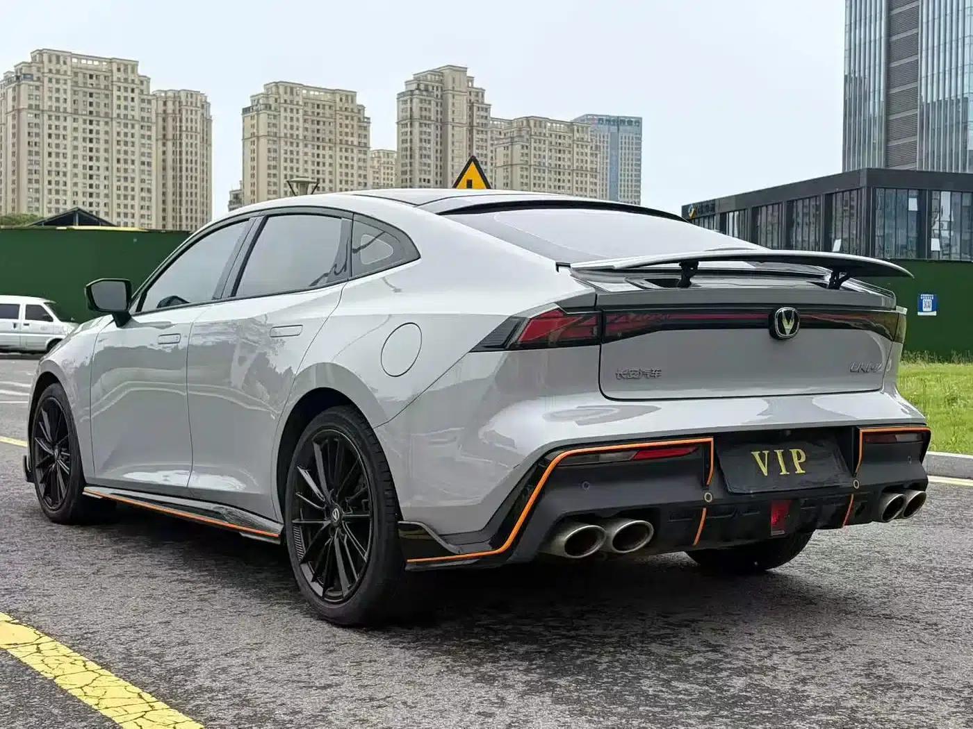 Changan UNI-V 2023 1.5T Premium Edition — миниатюра 9