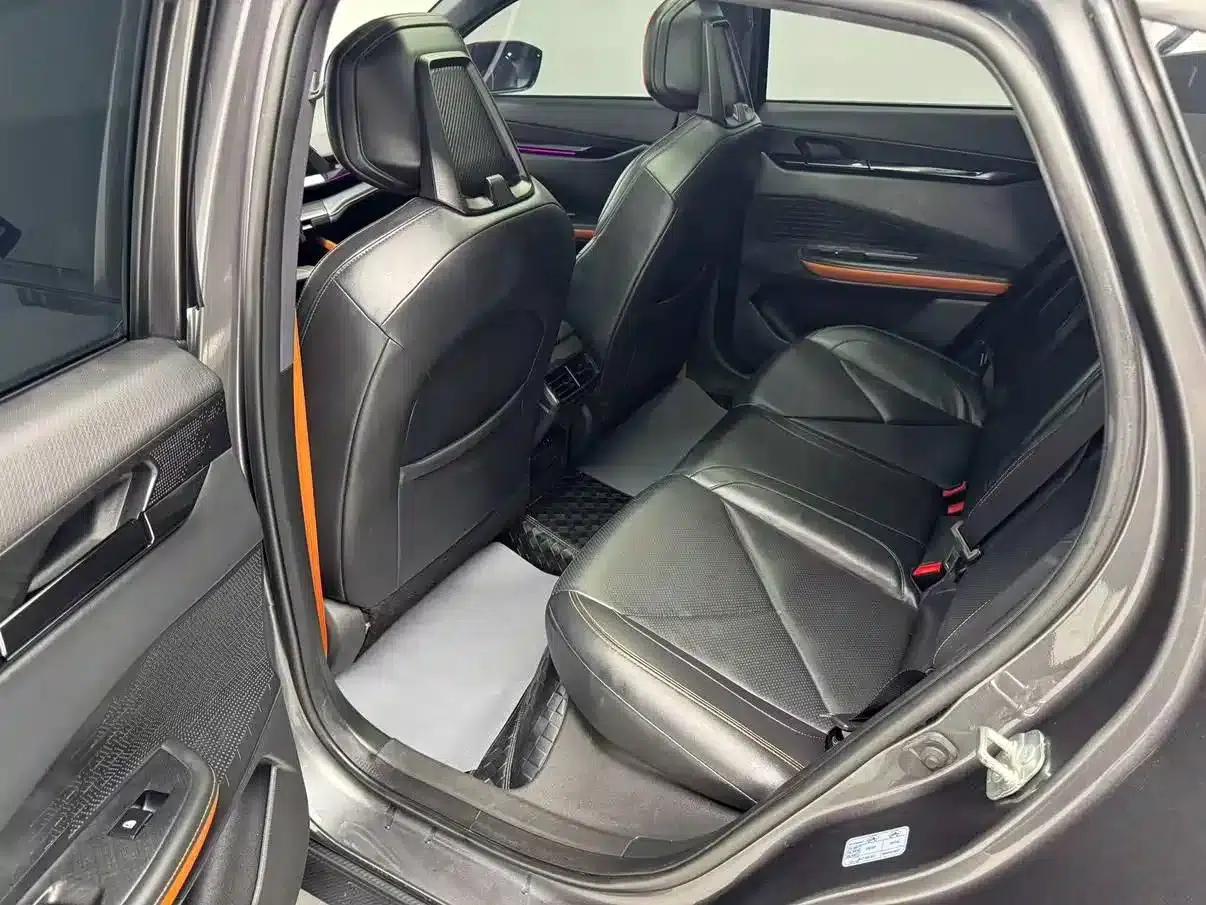 Changan UNI-V 2022 1.5T Premium Edition — миниатюра 12