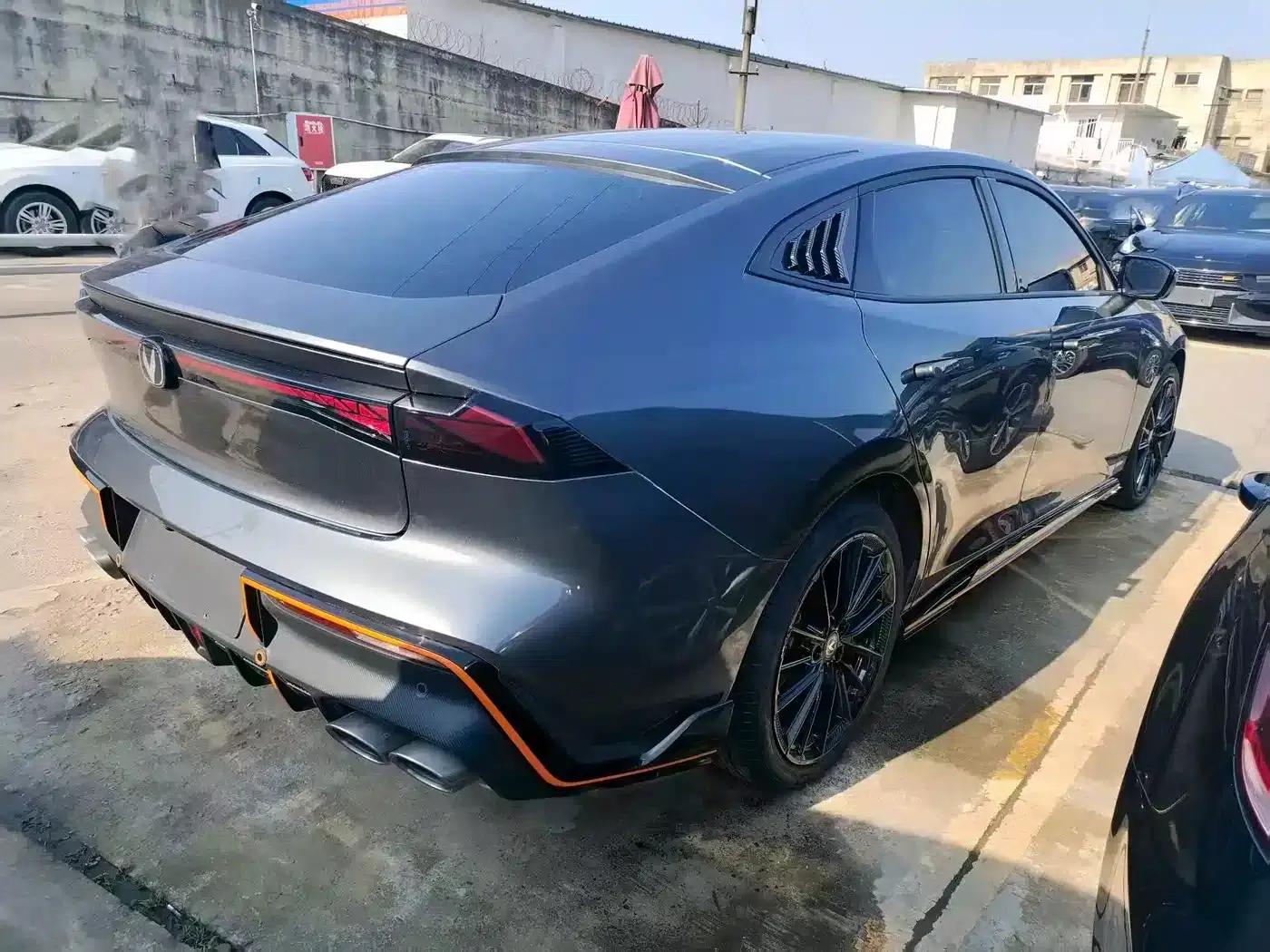 Changan UNI-V 2022 1.5T Sport Edition — миниатюра 12