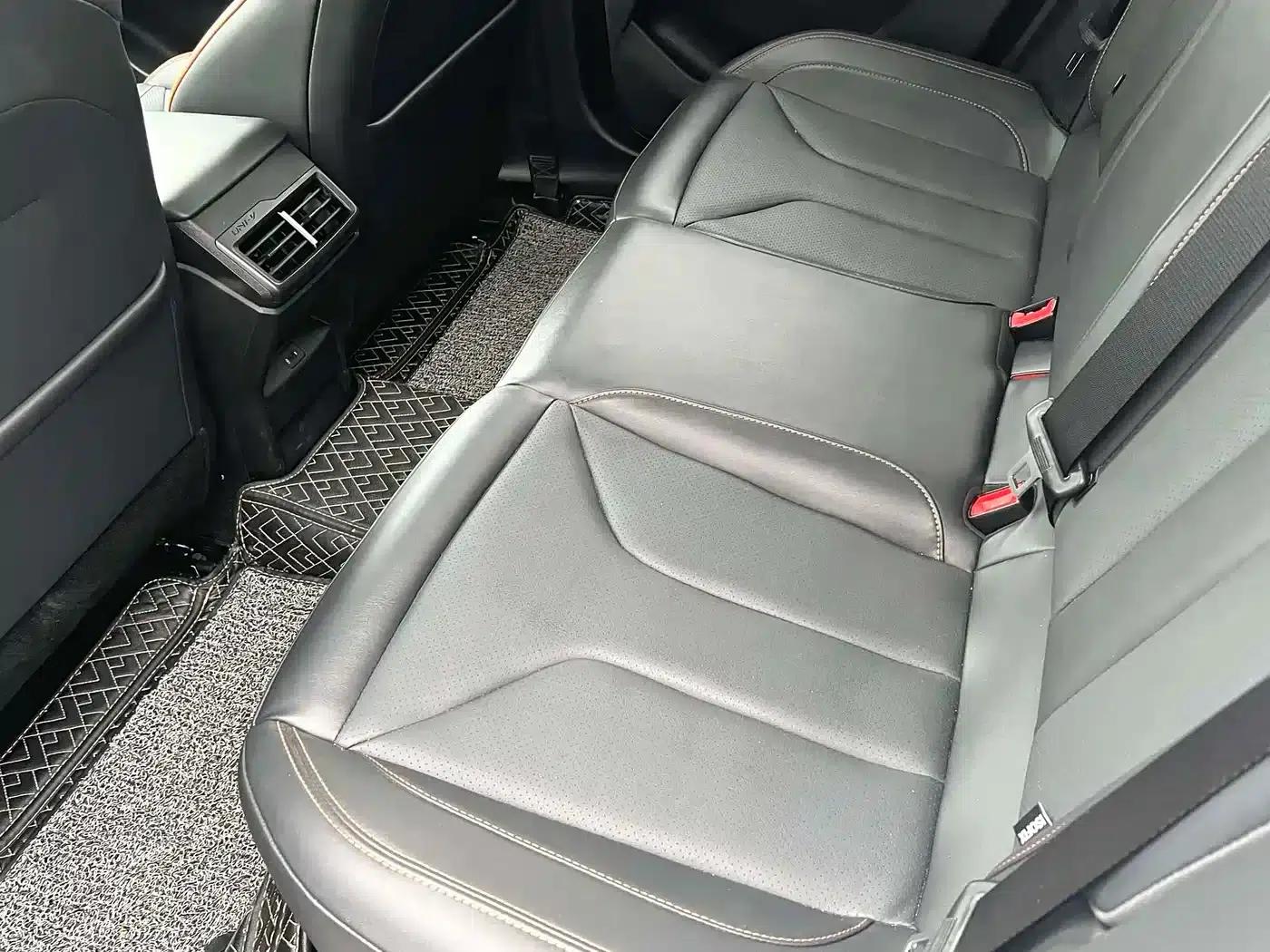 Changan UNI-V 2022 1.5T Premium Edition — миниатюра 10