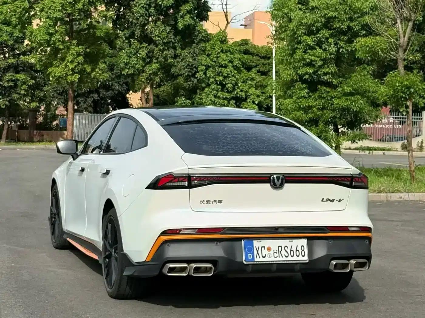 Changan UNI-V 2024 1.5T Premium Sport — миниатюра 7