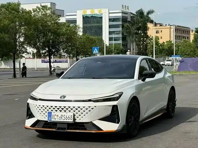 Changan UNI-V 2024 1.5T Premium Sport