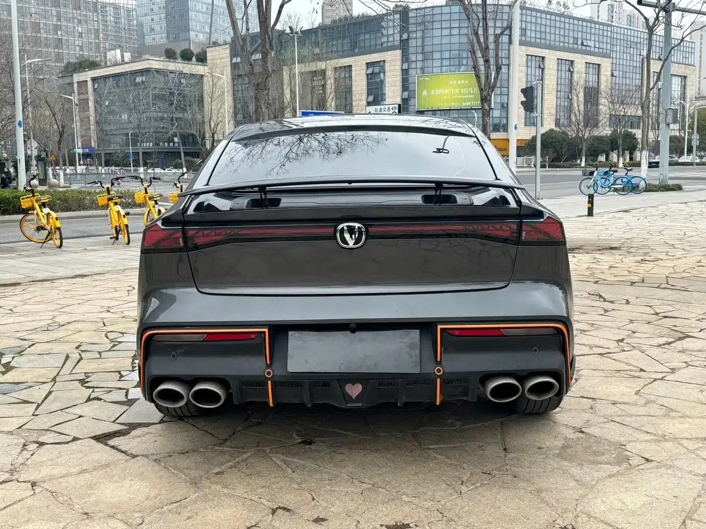 Changan UNI-V 2022 1.5T Sport Edition — миниатюра 6