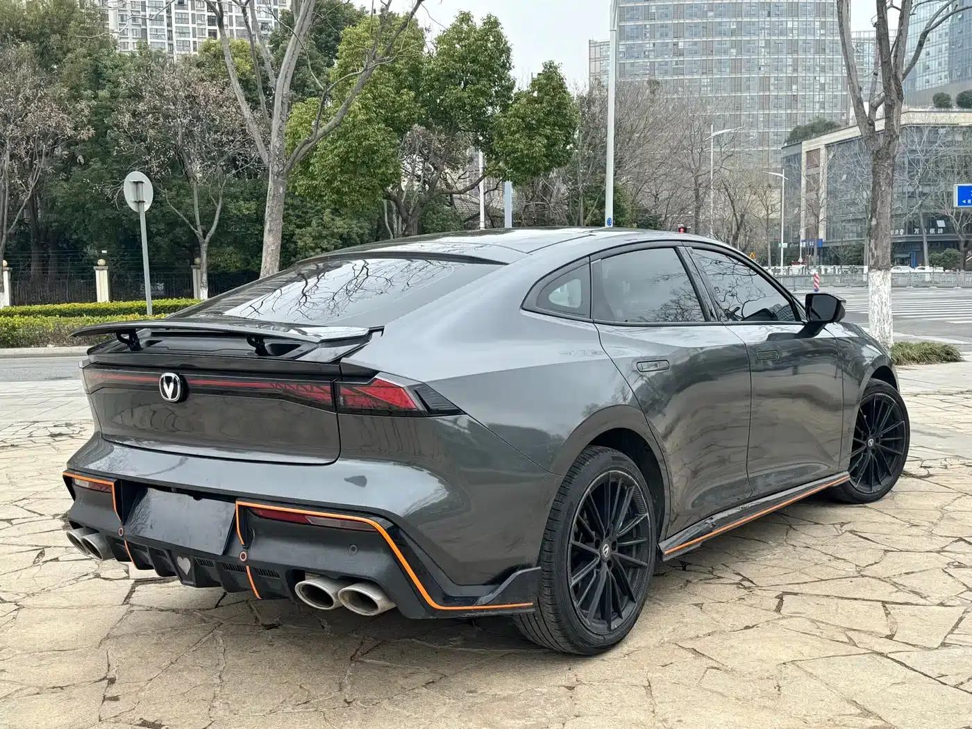 Changan UNI-V 2022 1.5T Sport Edition — миниатюра 7