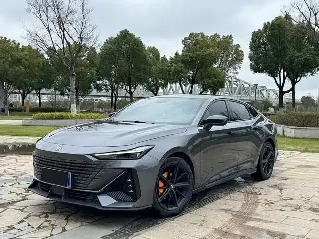 Changan UNI-V 2022 1.5T Premium Edition
