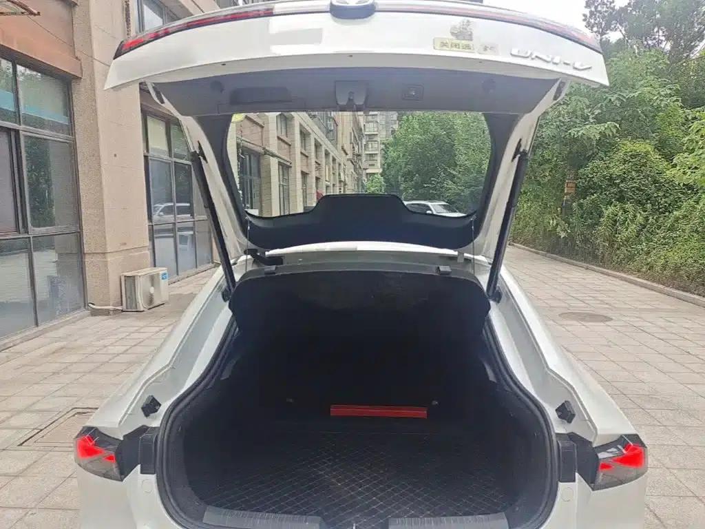 Changan UNI-V 2022 1.5T Premium Edition — миниатюра 19