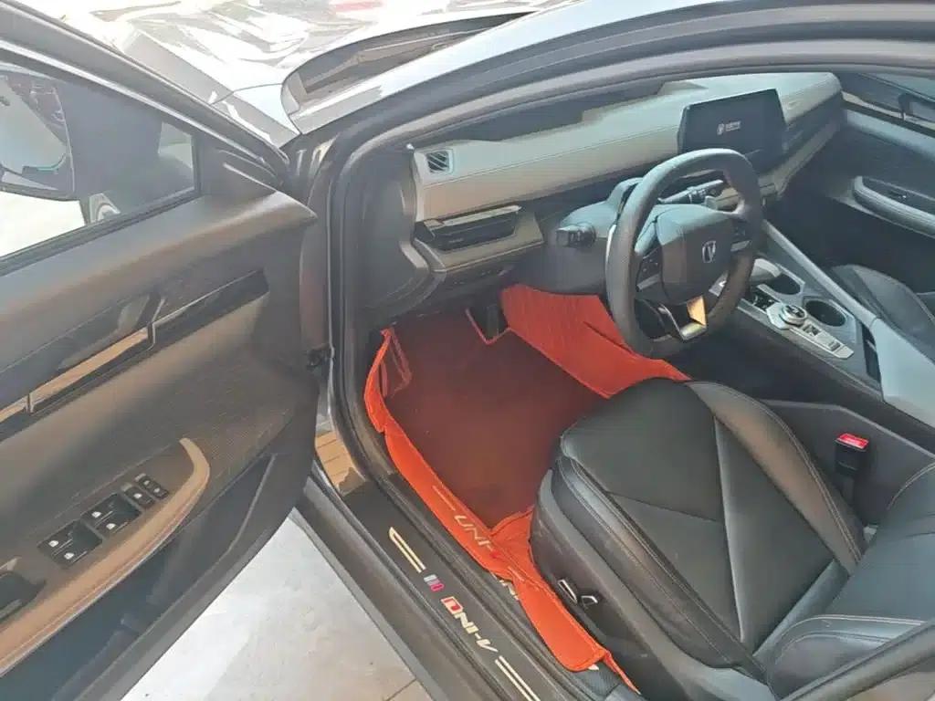 Changan UNI-V 2022 1.5T Premium Edition — миниатюра 12