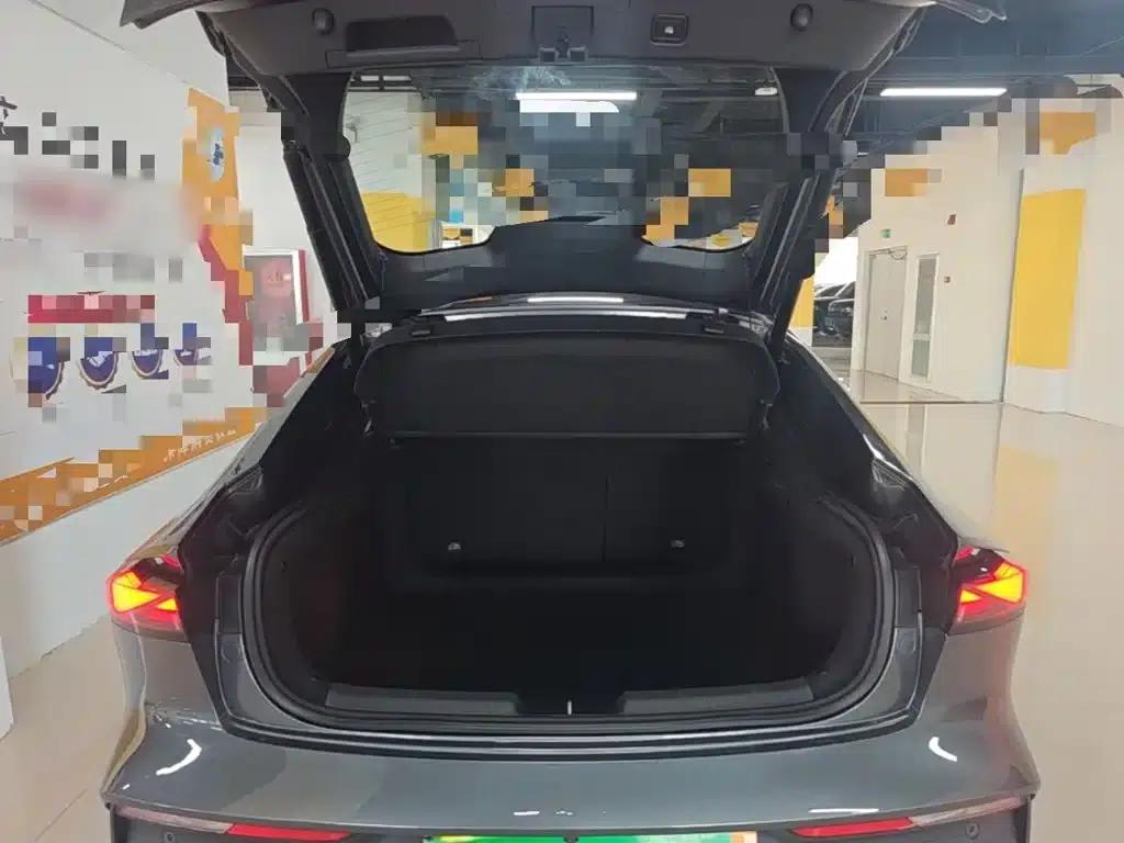 Changan UNI-V 2023 1.5T Premium Edition — миниатюра 19