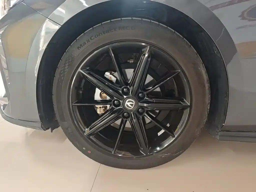 Changan UNI-V 2023 1.5T Premium Edition — миниатюра 23