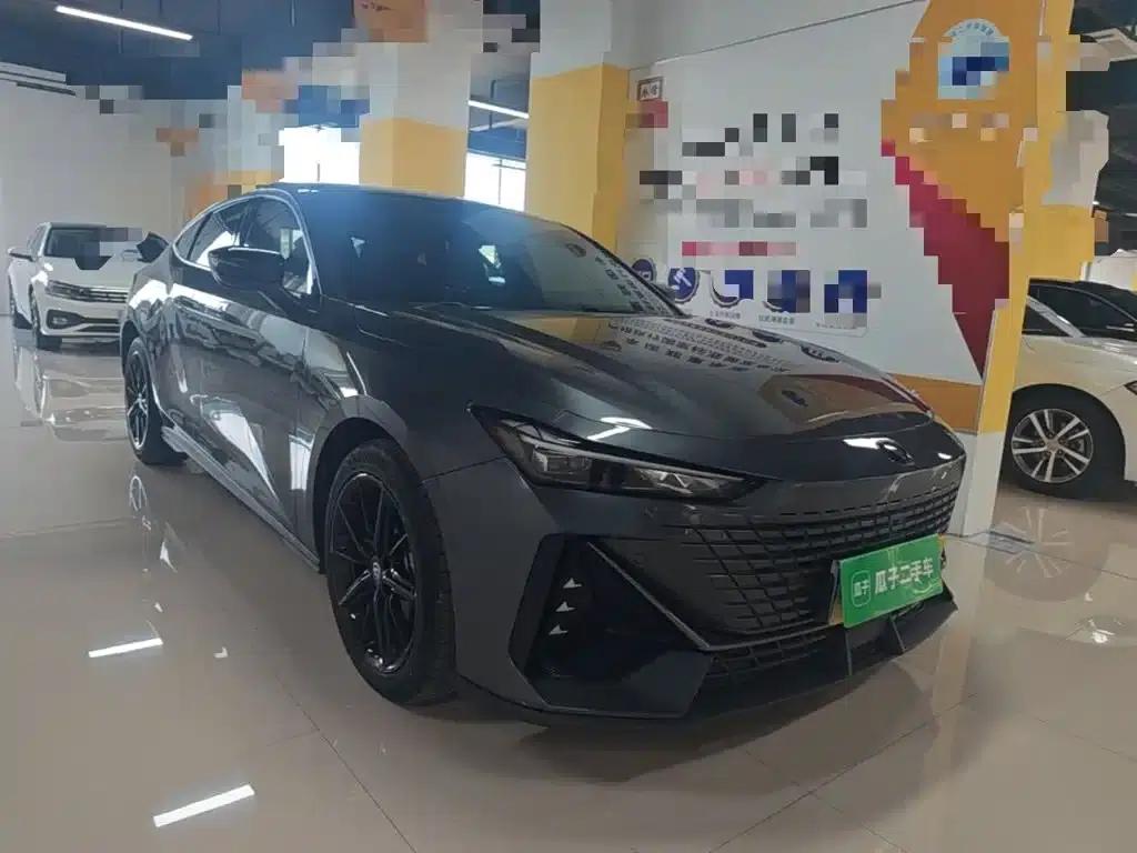 Changan UNI-V 2023 1.5T Premium Edition — миниатюра 4