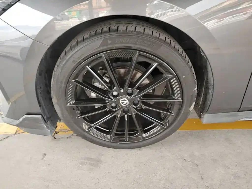 Changan UNI-V 2024 1.5T Premium Sport — миниатюра 23