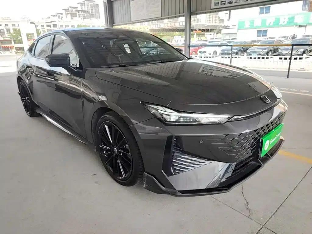 Changan UNI-V 2024 1.5T Premium Sport — миниатюра 4